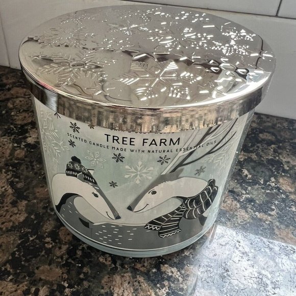 Tree Farm 3 wick candle - Picture 2 of 5